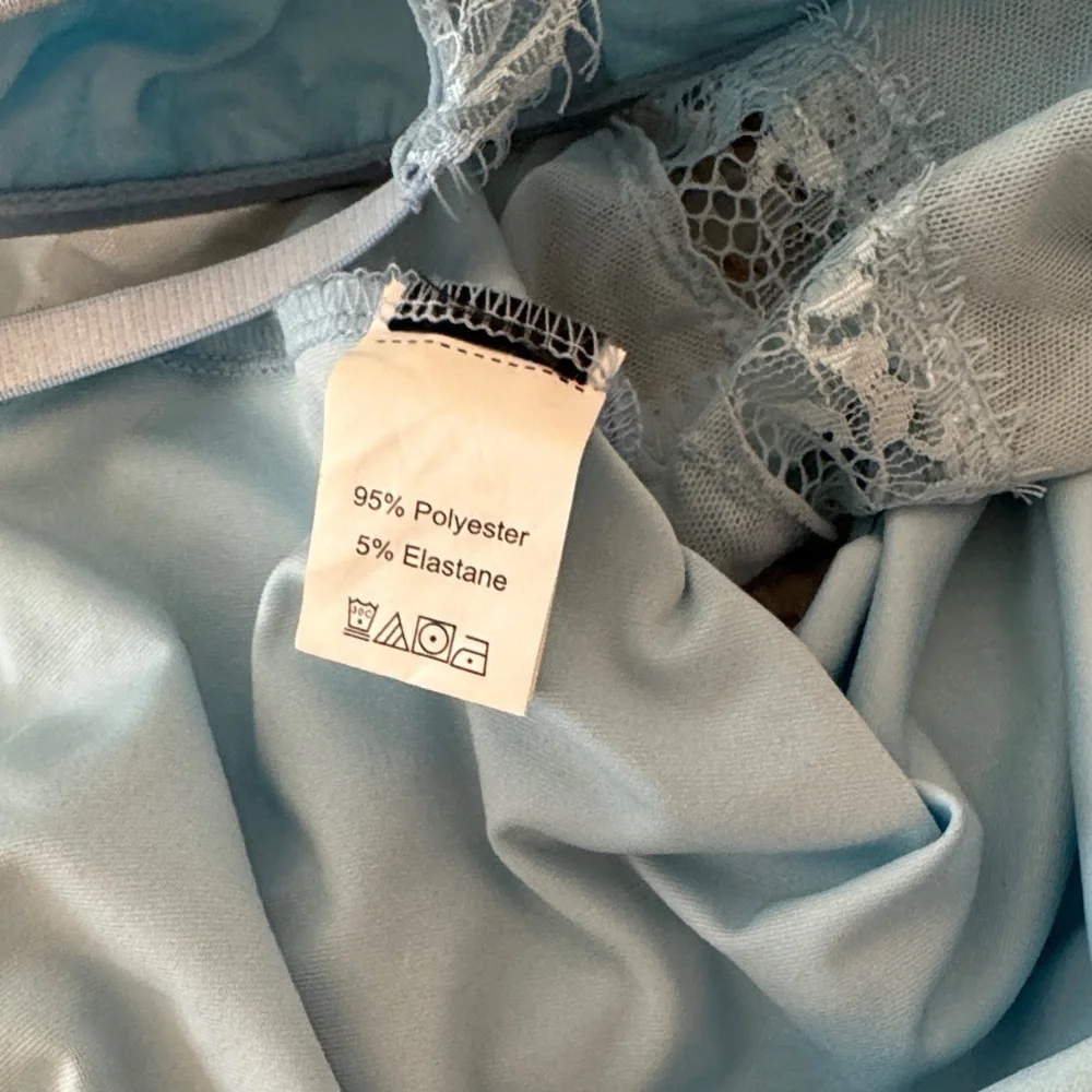 Light Blue Lace Bodysuit - Picture 4 of 5